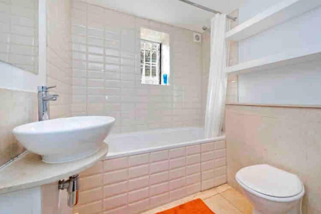 Апартаменты Beautiful 2 Bed/ 2 Bath Notting Hill Garden Flat Лондон Экстерьер фото