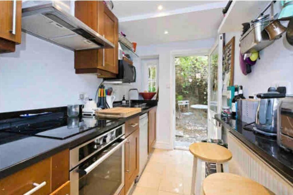 Апартаменты Beautiful 2 Bed/ 2 Bath Notting Hill Garden Flat Лондон Экстерьер фото